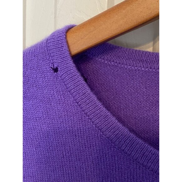 Talbots Women’s Cashmere Sweater XL Petite Purple Long Sleeve Distressed Holes - Picture 5 of 8